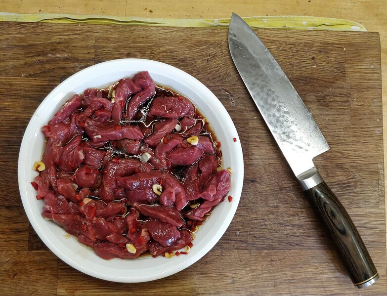 Datei:TeriyakiRind 1.jpg