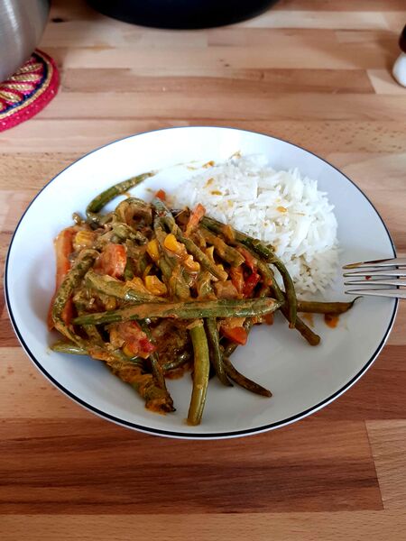 Datei:Indische Gemüsepfanne 3 bea.jpg